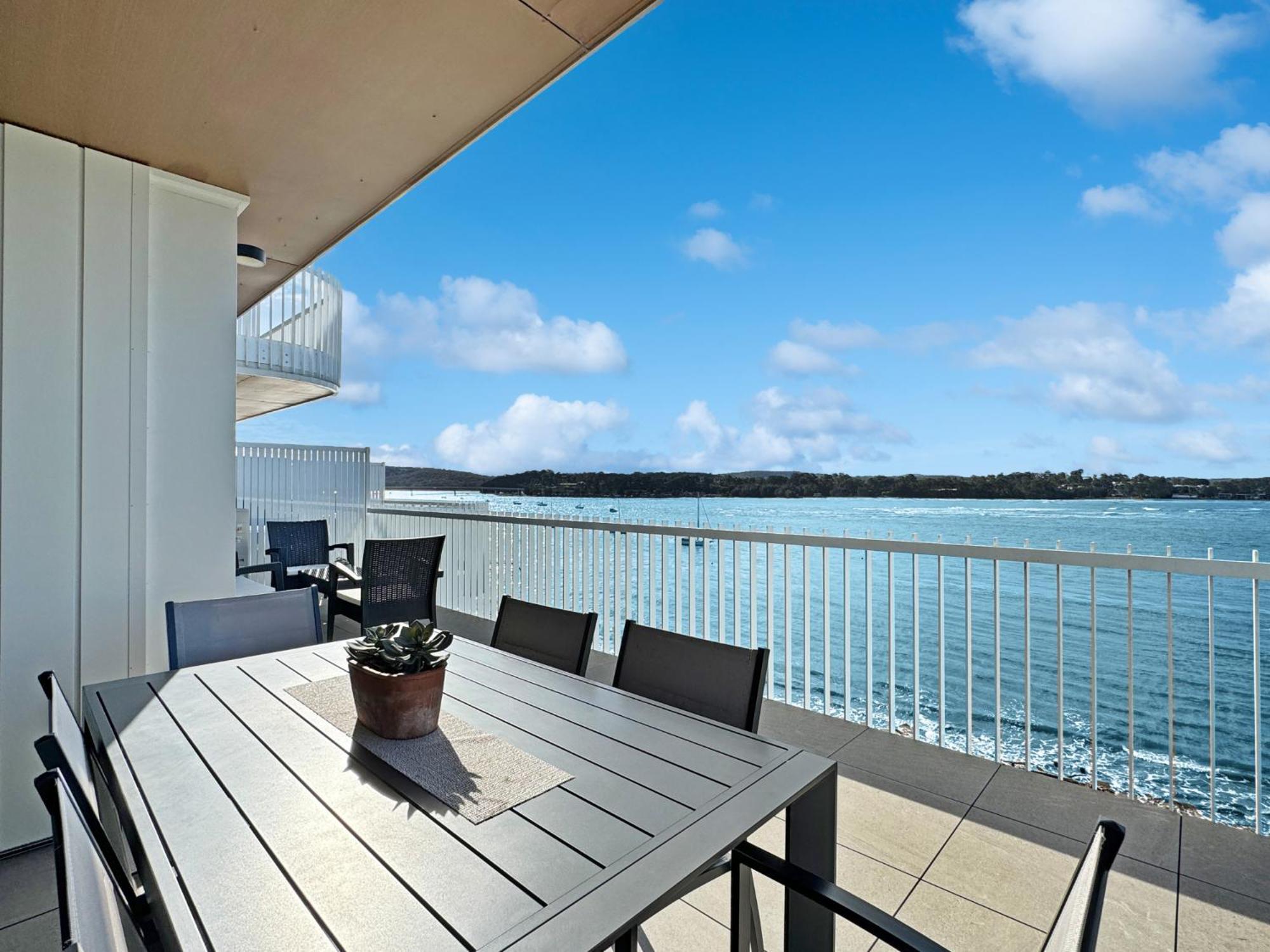 Deluxe 3-Bed Unit With Views Apartment Batemans Bay Exterior photo