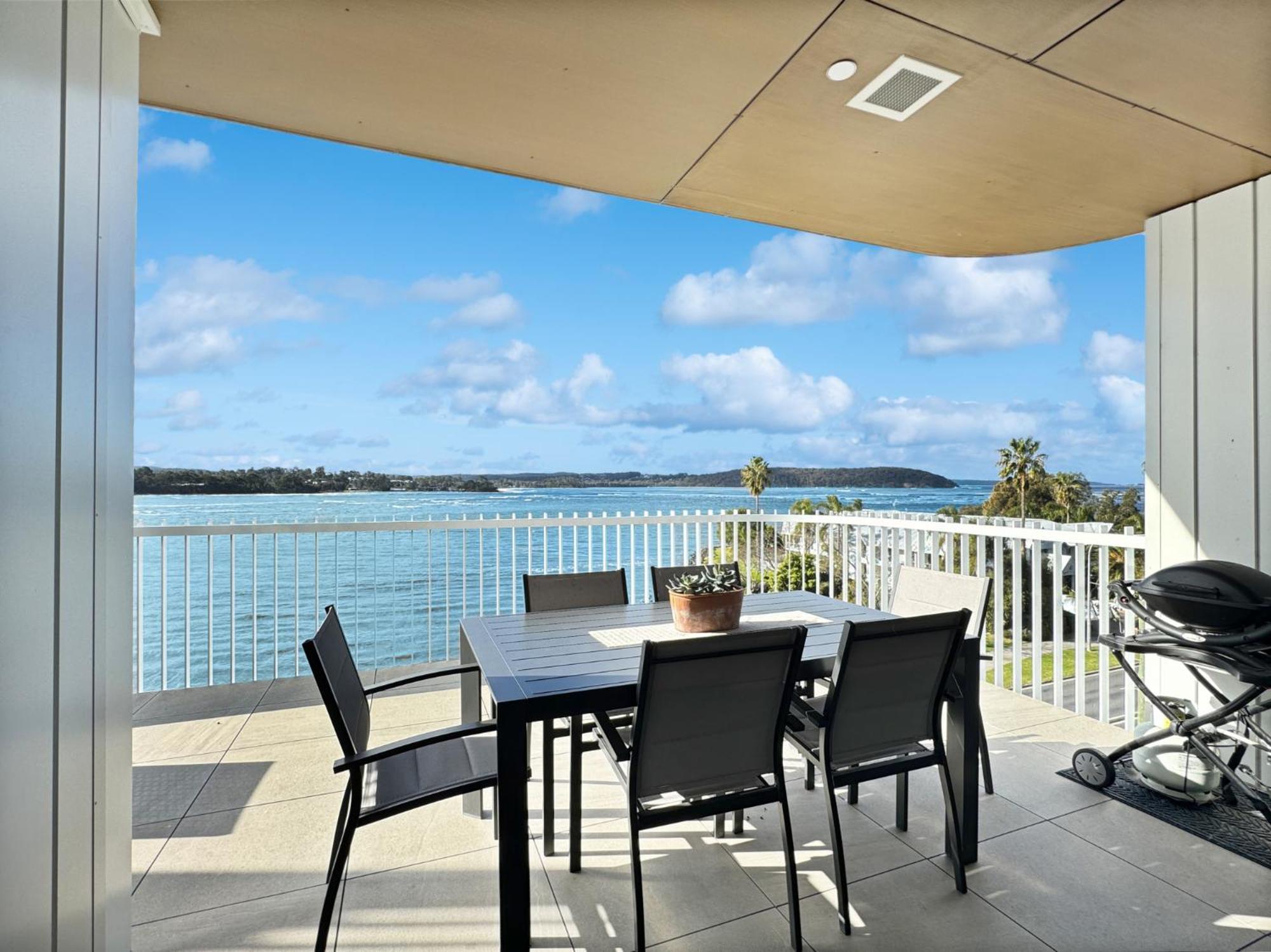 Deluxe 3-Bed Unit With Views Apartment Batemans Bay Exterior photo