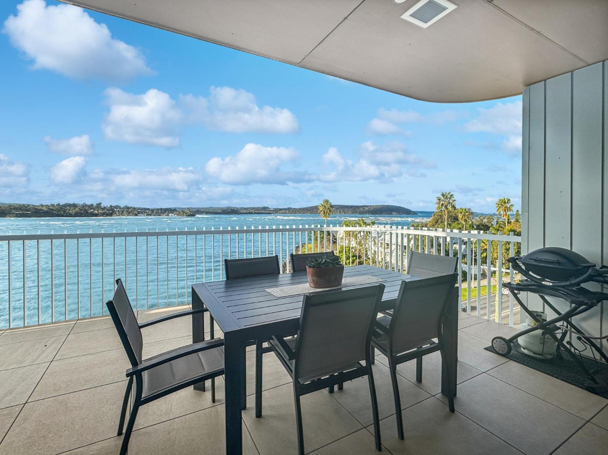 Deluxe 3-Bed Unit With Views Apartment Batemans Bay Exterior photo